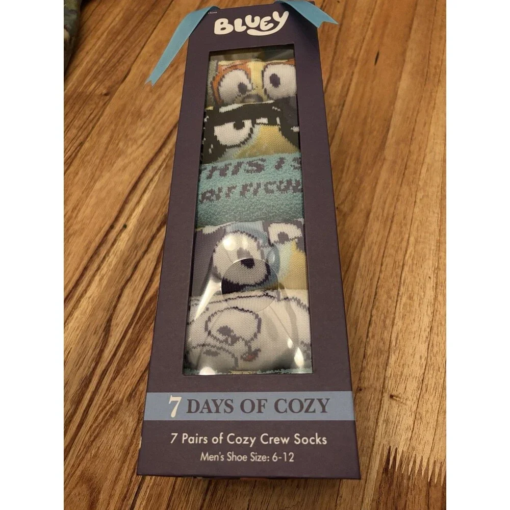 NIB Bluey 7 Days of Cozy Crew Socks Men's Shoe Size 6-12 7 Pr Gift